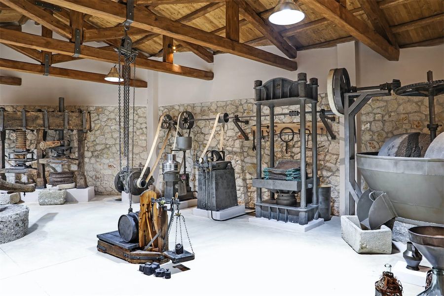 museum-enotis-00002 (1).jpg